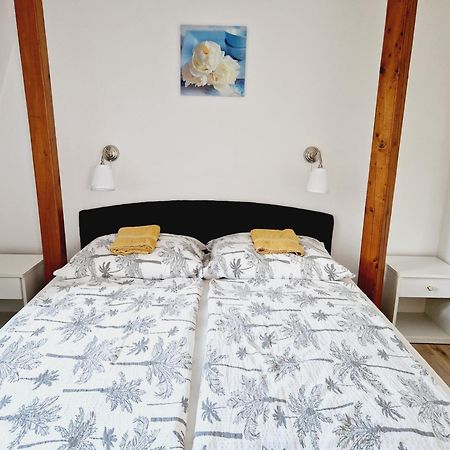 Balaton Apartman Fuered Balatonfüred Exterior foto