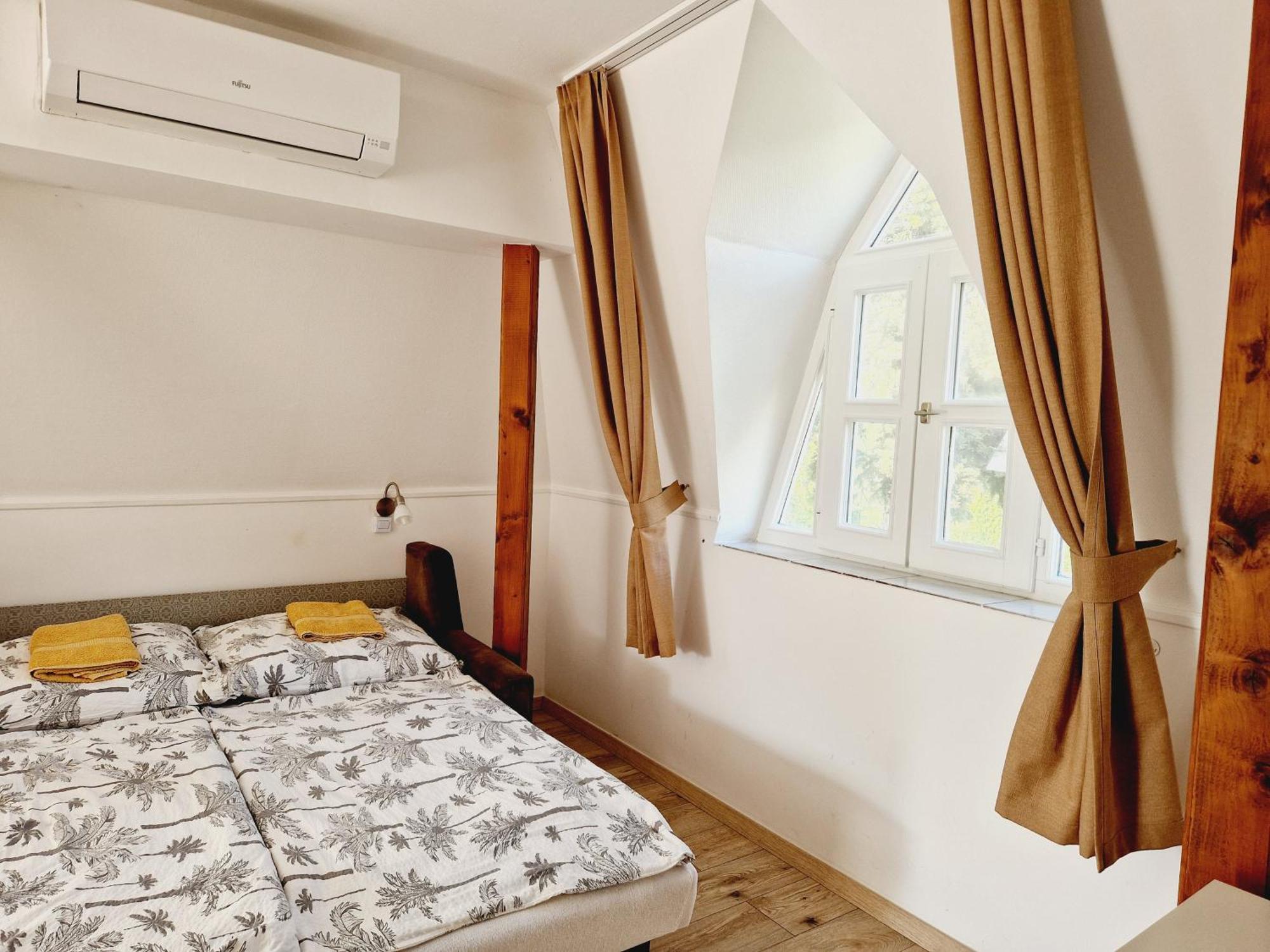 Balaton Apartman Fuered Balatonfüred Exterior foto