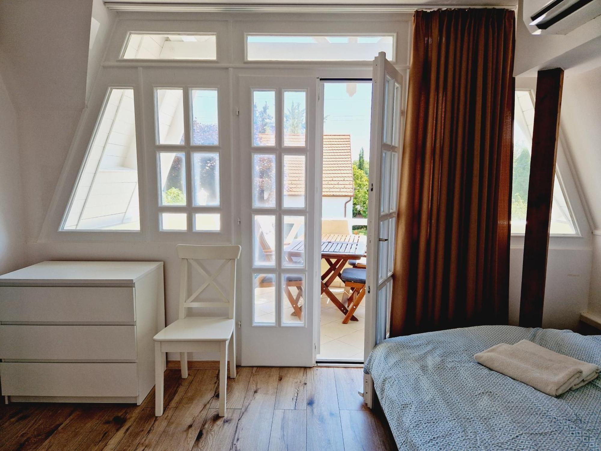 Balaton Apartman Fuered Balatonfüred Exterior foto
