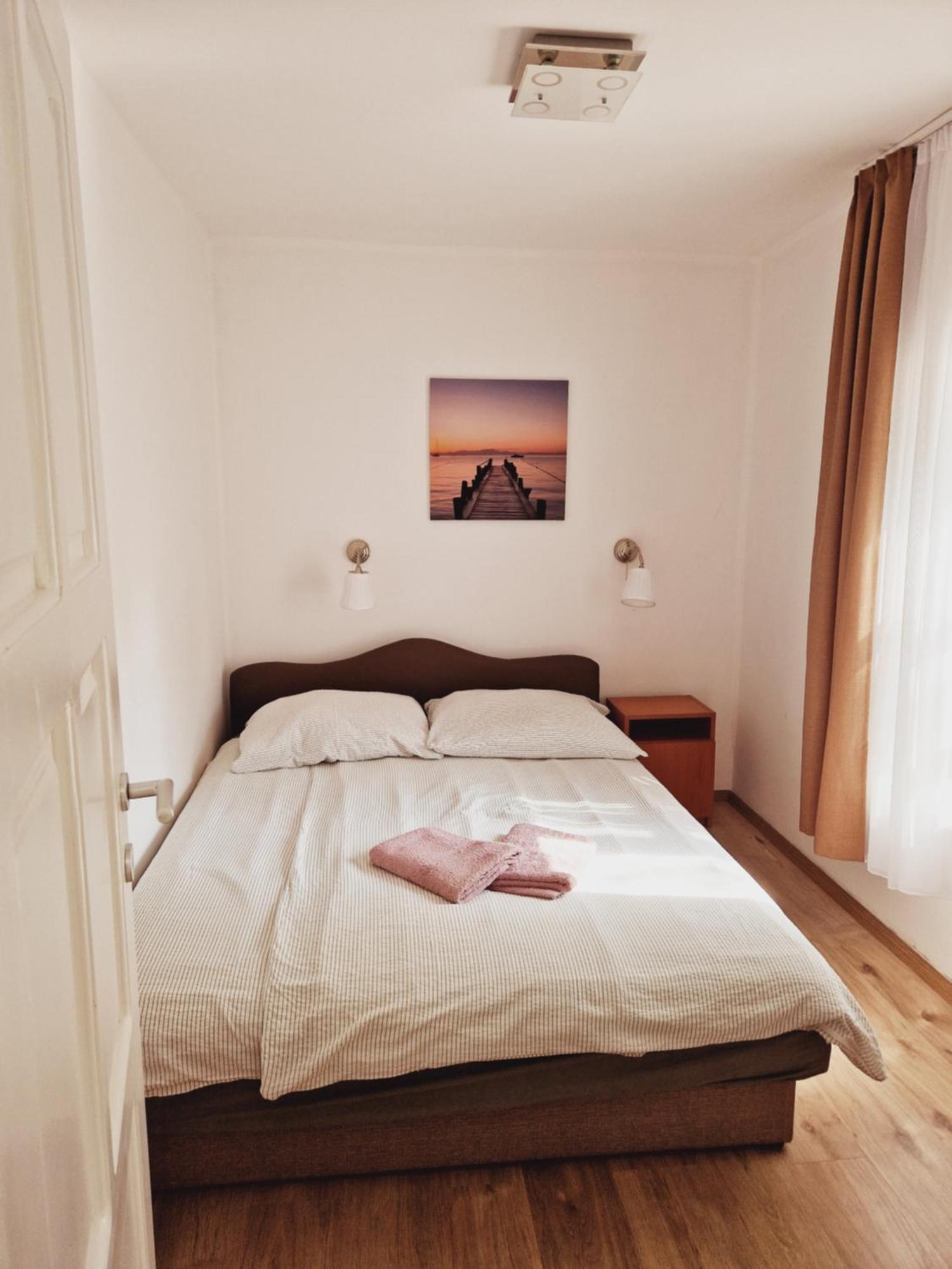 Balaton Apartman Fuered Balatonfüred Exterior foto